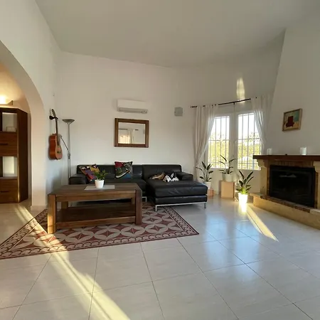 Casa Dali Nyaraló