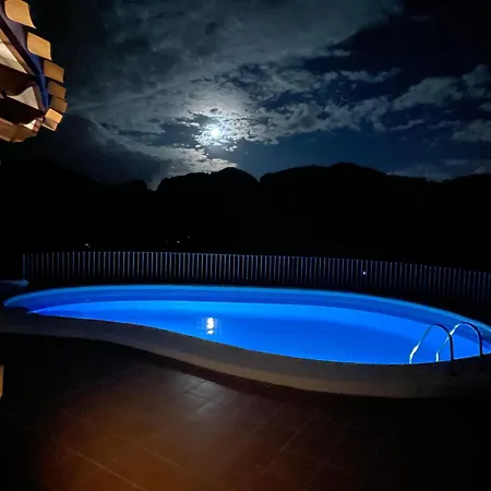 Casa Dali Nyaraló *
