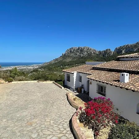 別荘 Casa Dali Monte Pego